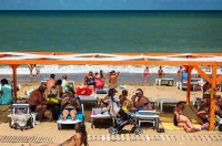 Жители Севастополя оценили готовность к курортному сезону на 90%