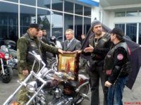 Байкеры привезли икону Александра Невского в Севастополь