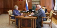 Севастополь развивается стабильно: Матвиенко встретилась с губернатором города