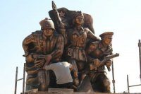 Вокруг нового памятника в Керчи развернулась дискуссия: мэр города назвал керчан \